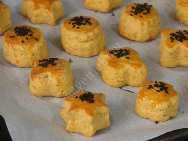 Salçalı Kurabiye - Yapılışı (13/16) 