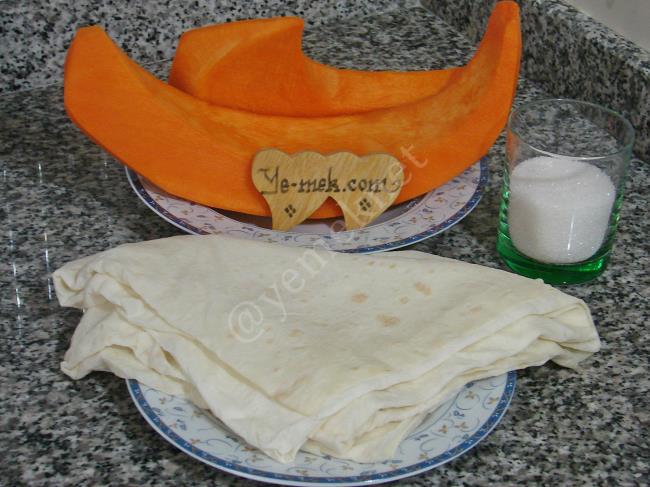 Balkabaklı Tatlı Börek - Yapılışı (1/16) 