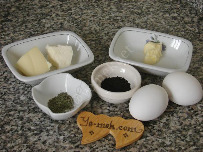 Çörek Otlu Peynirli Omlet - Yapılışı (1/12) 