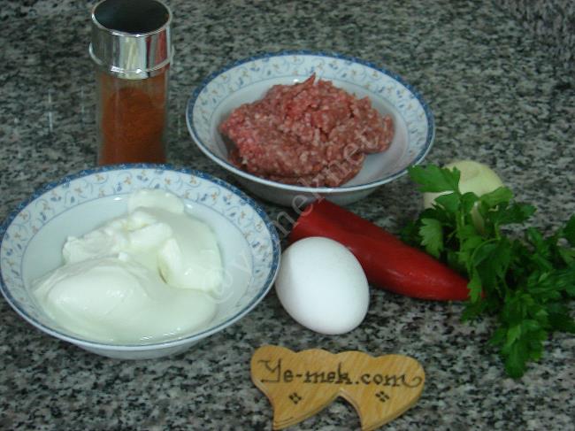 Saray Usulü Kıymalı Çılbır - Yapılışı (1/16) 