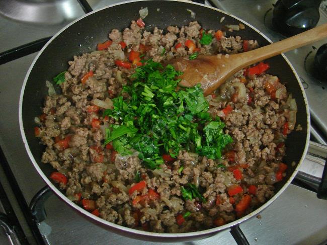 Saray Usulü Kıymalı Çılbır - Yapılışı (4/16) 