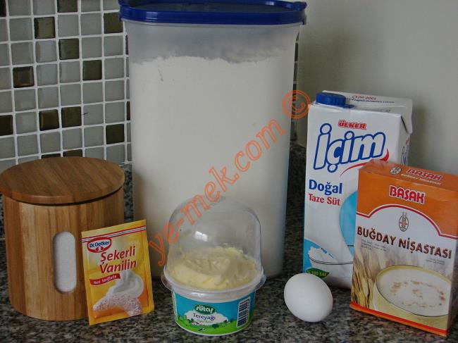 Yaş Pasta Kreması Nasıl Yapılır? (1/12) Resimli Yemek Tarifleri