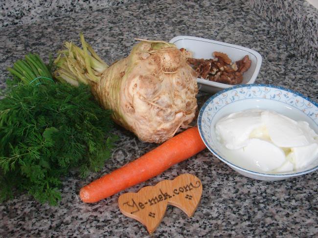 Havuçlu Kereviz Salatası - Yapılışı (1/8) 