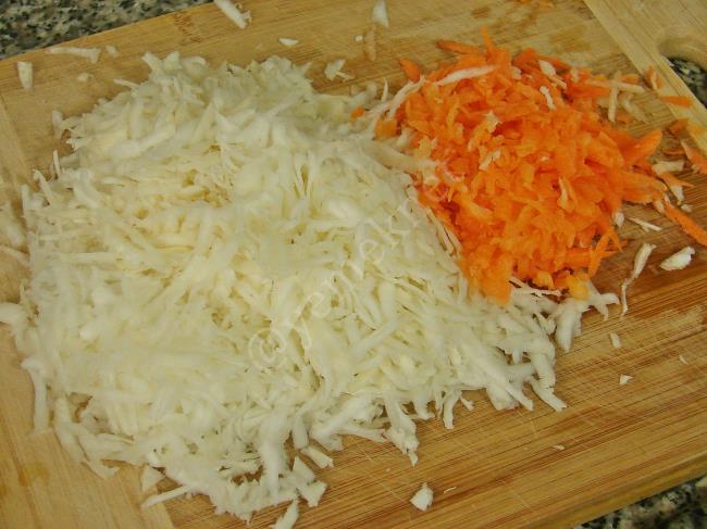 Havuçlu Kereviz Salatası - Yapılışı (2/8) 