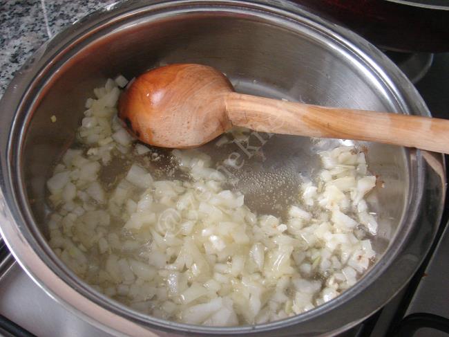 Patatesli Dana İncik Haşlama - Yapılışı (3/8) 