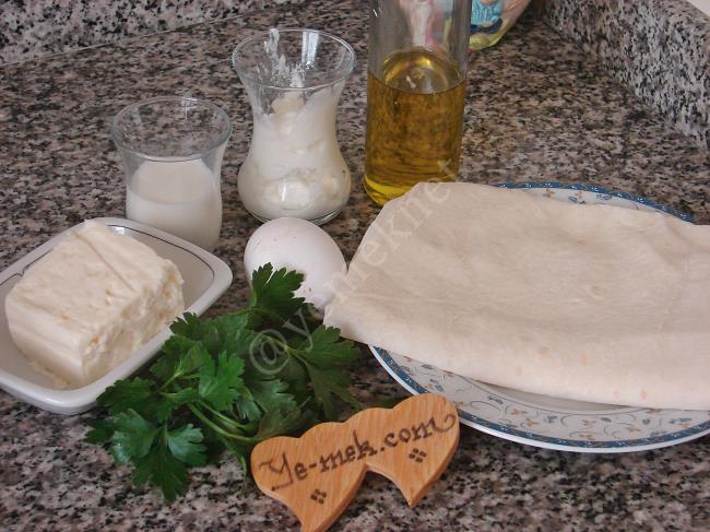 Peynirli Tava Böreği - Yapılışı (1/16) 