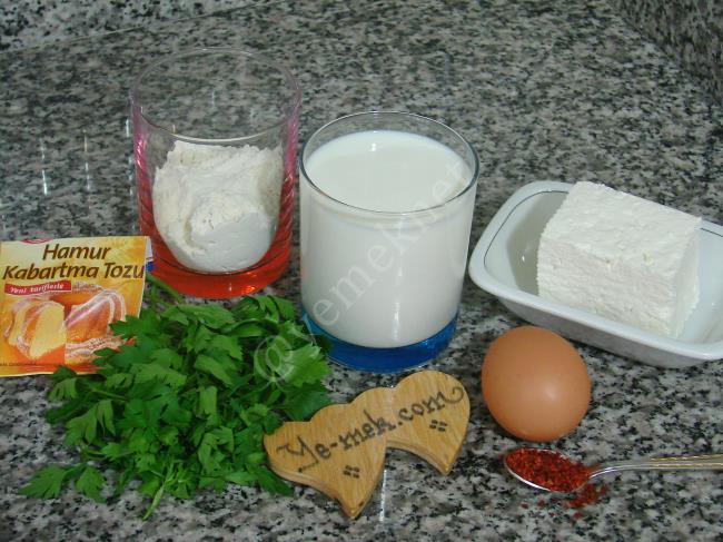 Kahvaltılık Peynirli Pofuduk Pankek - Yapılışı (1/12) 