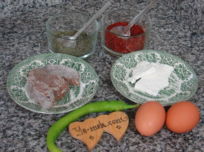 Kavurmalı Omlet - Yapılışı (1/12) 