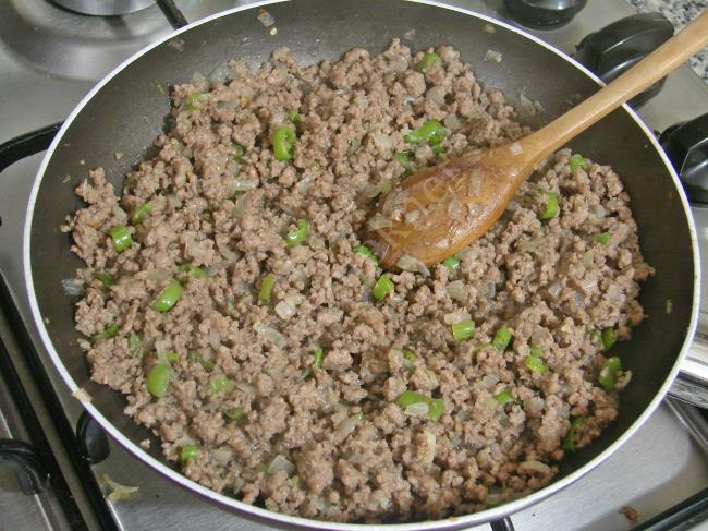 Kıymalı Krep Böreği - Yapılışı (5/16) 