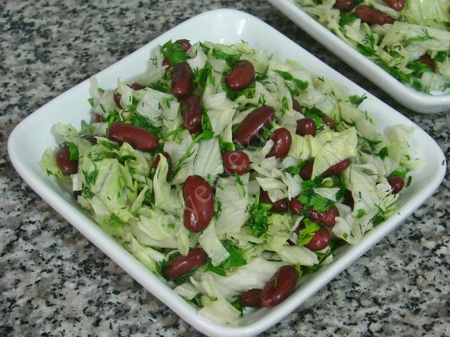 Peynirli Meksika Fasulyesi Salatası - Yapılışı (5/8) 