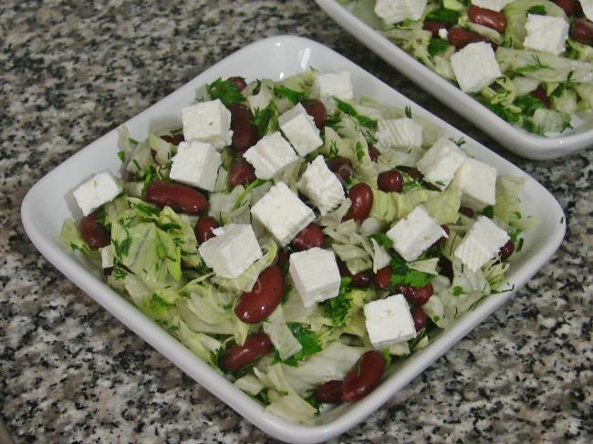 Peynirli Meksika Fasulyesi Salatası - Yapılışı (6/8) 