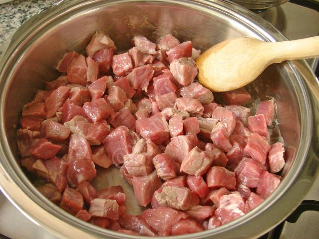 Etli Ali Nazik Kebabı - Yapılışı (2/12) 