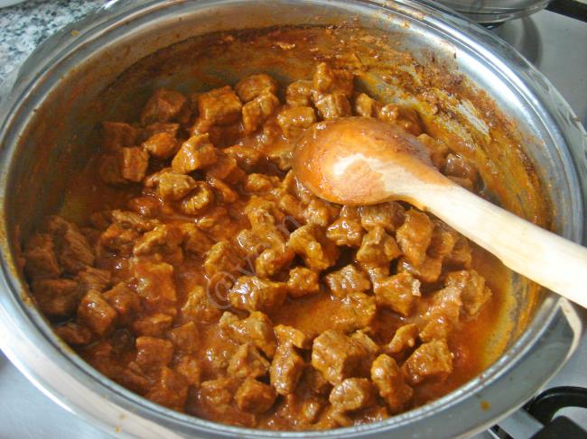 Etli Ali Nazik Kebabı - Yapılışı (5/12) 