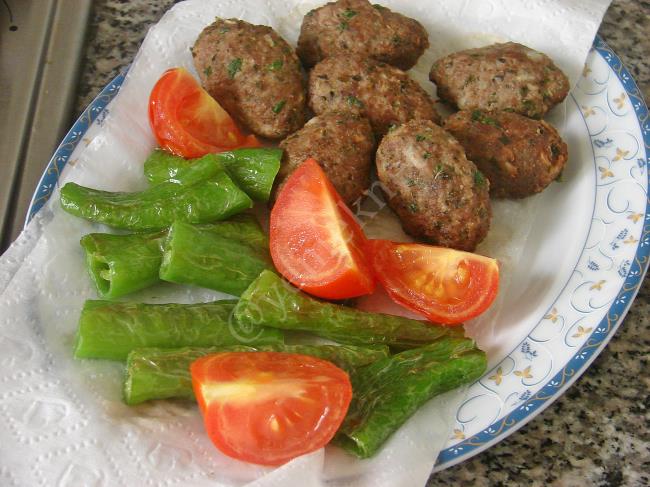 Köfteli İskender Kebabı - Yapılışı (13/16) 