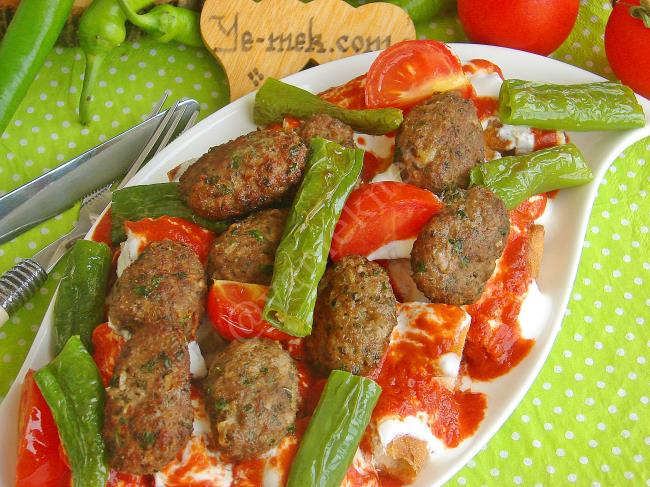 Iskender Kebab With Meatballs Recipe