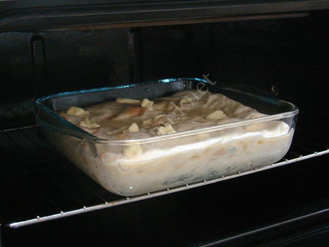 Makarnadan Yalancı Su Böreği - Yapılışı (12/16) 