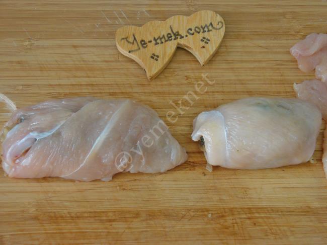 Mantarlı Tavuk Sarma - Yapılışı (9/16) 