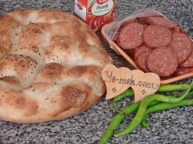 Sucuklu İskender Kebap - Yapılışı (1/12) 