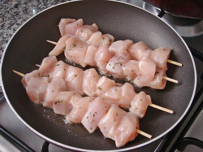 Tavada Tavuk Sis Tarifi Nasil Yapilir Resimli Yemek Tarifleri Tavada Tavuk Sis Tarifi Nasil Yapilir Resimli Yemek Tarifleri