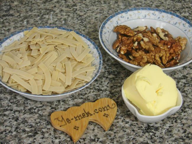 Tereyağlı Cevizli Erişte - Yapılışı (1/8) 