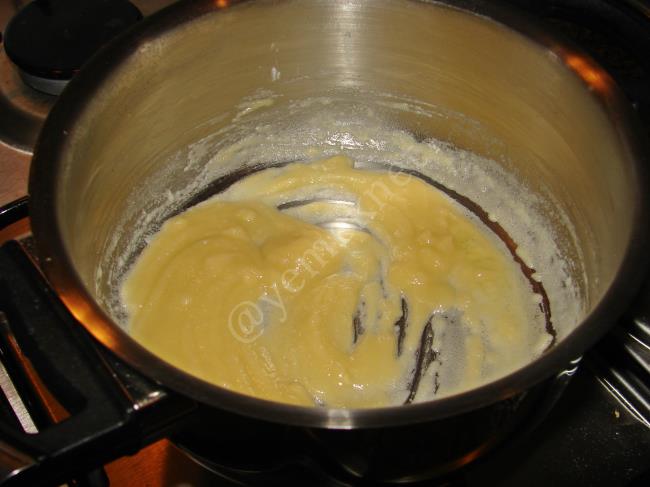 Bademli Tavuk Çorbası - Yapılışı (4/12) 