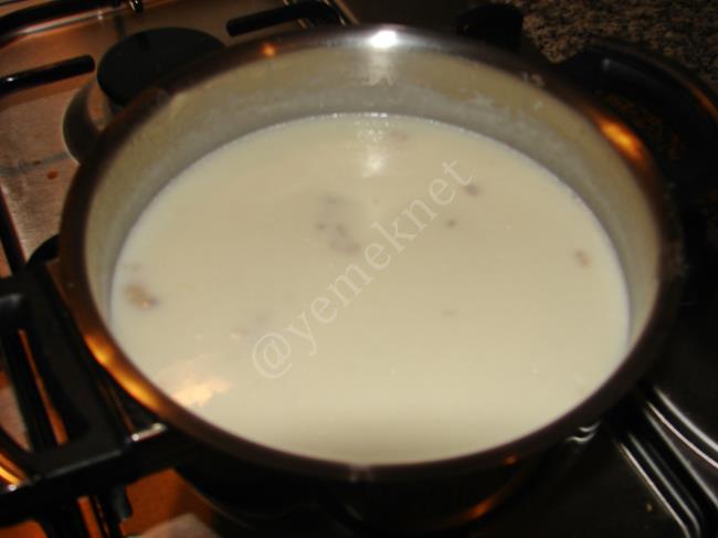 Bademli Tavuk Çorbası - Yapılışı (8/12) 