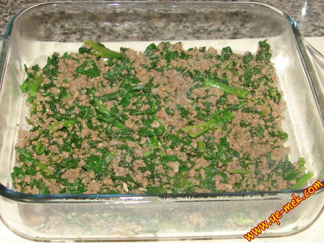 Beşamel Soslu Ispanak Graten - Yapılışı (5/12) 