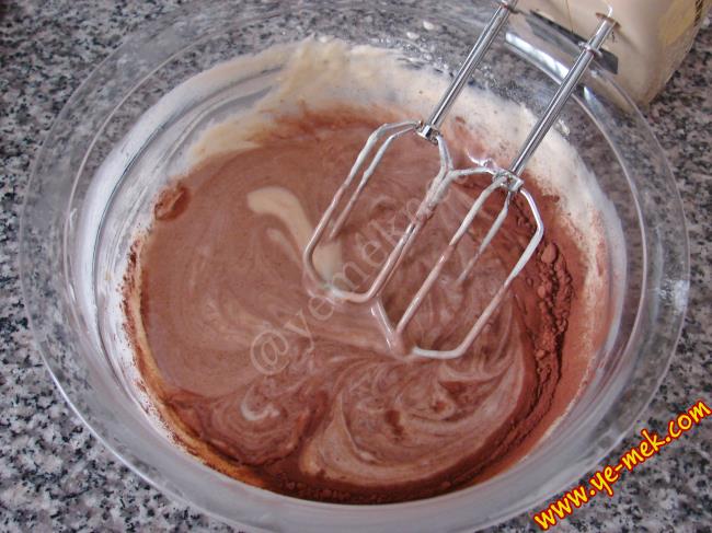 Kakaolu Cupcake - Yapılışı (7/16) 