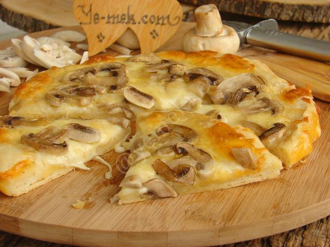 Mantarlı Kaşarlı Ev Pidesi - Yapılışı (16/20) 