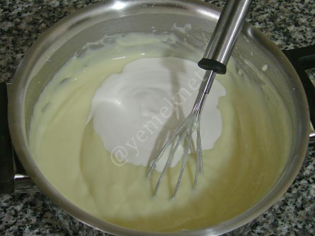 Kupta Muhallebili Kadayıf Tatlısı - Yapılışı (9/16) 