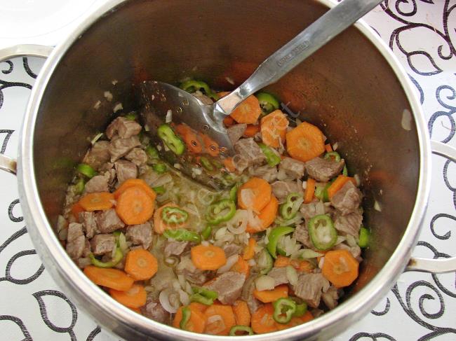 Patatesli Tas Kebabı - Yapılışı (6/12) 