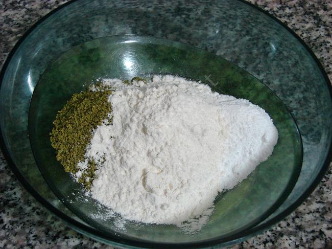 Antep Fıstıklı Kurabiye - Yapılışı (4/12) 