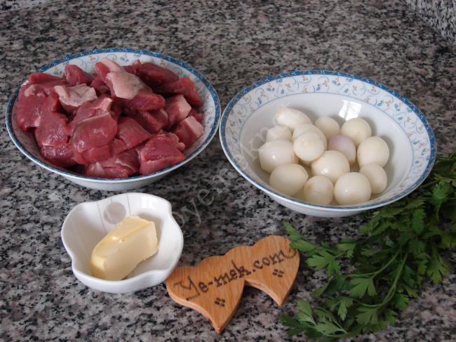 Arpacık Soğanlı Et Kavurma - Yapılışı (1/12) 