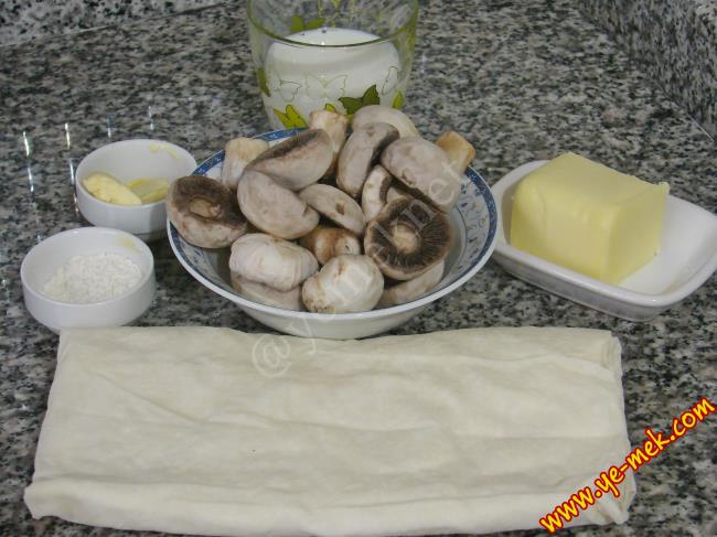 Galeta Unlu Mantarlı Börek - Yapılışı (1/16) 