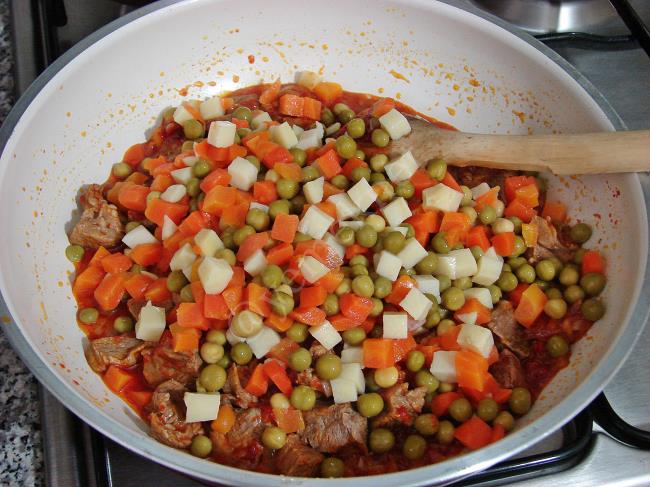 Garnitürlü Et Yemeği - Yapılışı (5/8) 