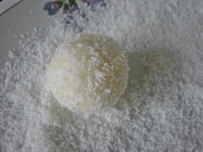 Hindistan Cevizli Truff - Yapılışı (7/12) 