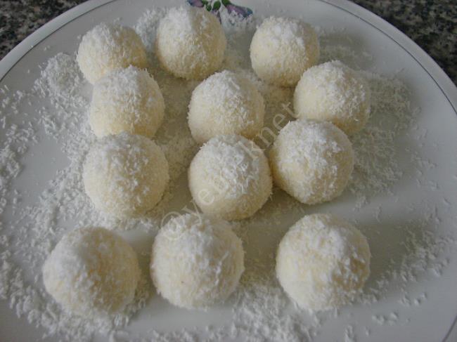 Hindistan Cevizli Truff - Yapılışı (8/12) 