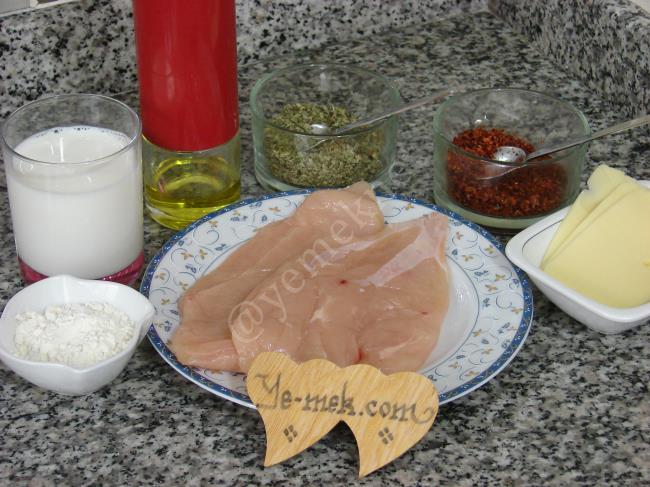 Beşamel Soslu Tavuk Fileto - Yapılışı (1/12) 