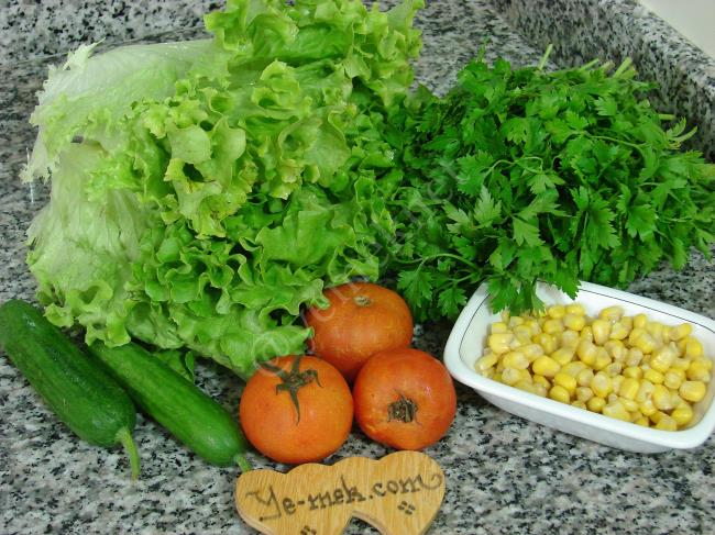 Kıvırcık Marul Salatası - Yapılışı (1/8) 