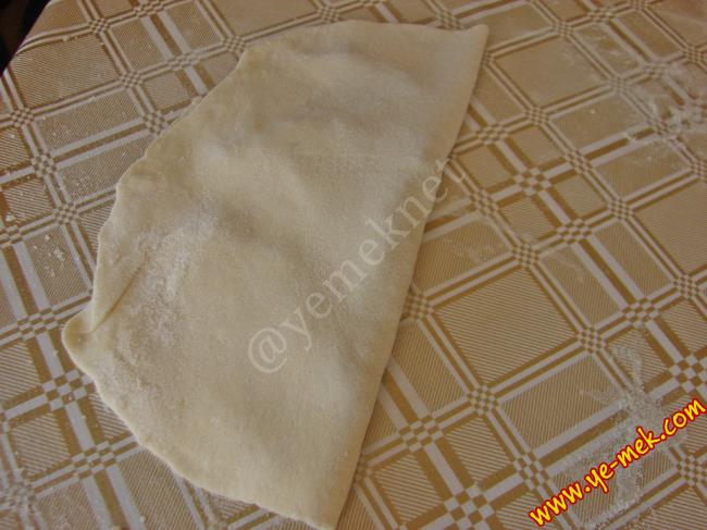 Kıymalı Çiğ Börek - Yapılışı (10/20) 