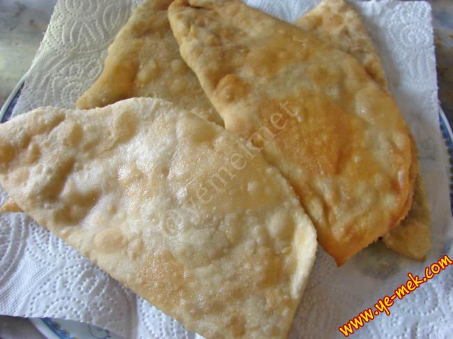 Kıymalı Çiğ Börek - Yapılışı (16/20) 