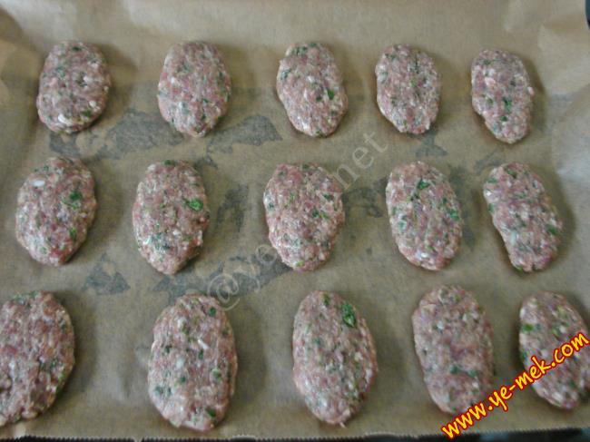 Köfteli Kürdan Kebabı - Yapılışı (7/20) 