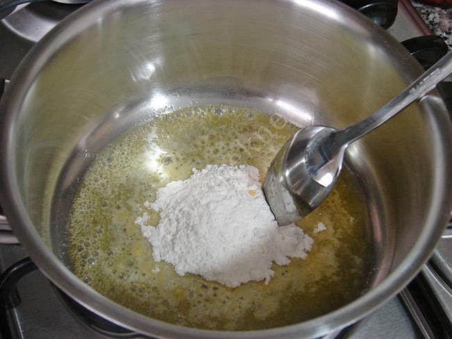 Labneli Domates Çorbası - Yapılışı (3/12) 