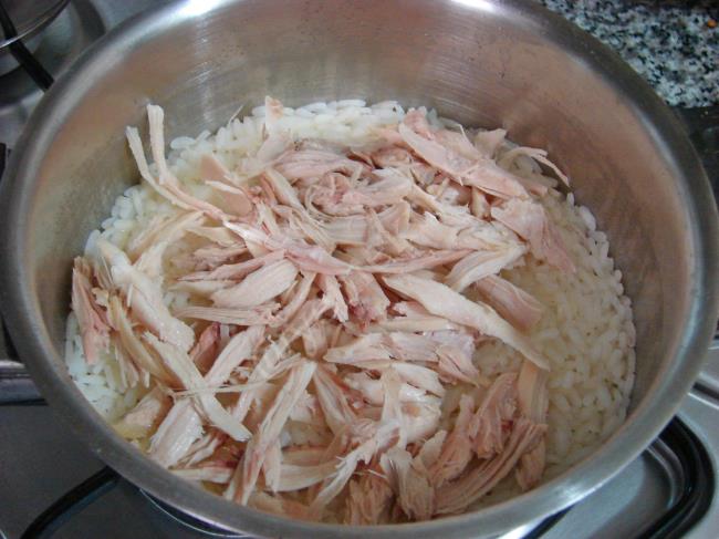Tavuklu Pirinç Pilavı - Yapılışı (9/12) 