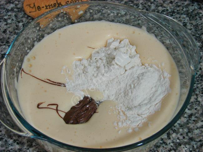 3 Malzemeli Nutellalı Cupcake - Yapılışı (4/12) 