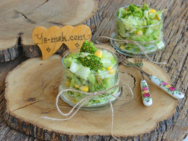 Yağlardan Kurtaran Yeşilliklerle Yapabileceğiniz 10 Diyet Salata Tarifi