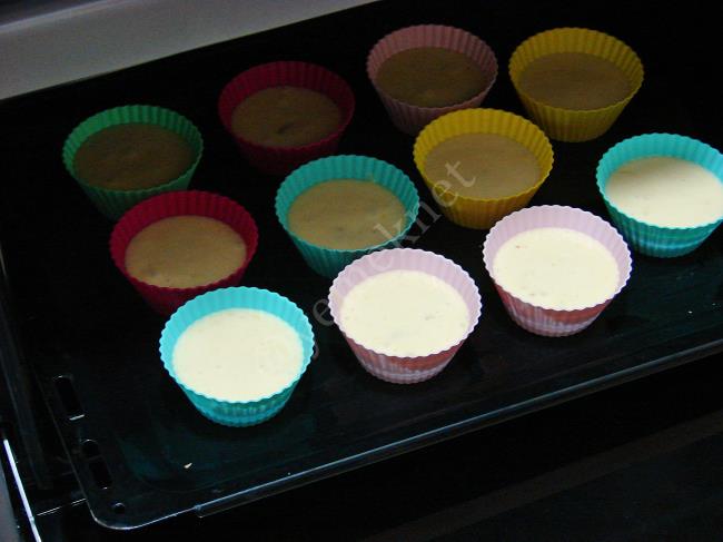 Krem Şantili Top Kek - Yapılışı (10/16) 