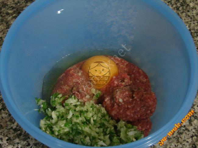 Misket Köfteli Sebze Yemeği - Yapılışı (2/12) 
