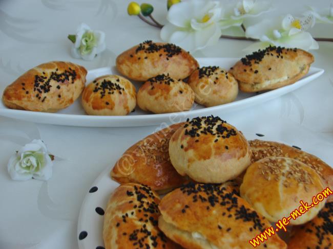 Peynirli Ev Poğaçası - Yapılışı (13/16) 