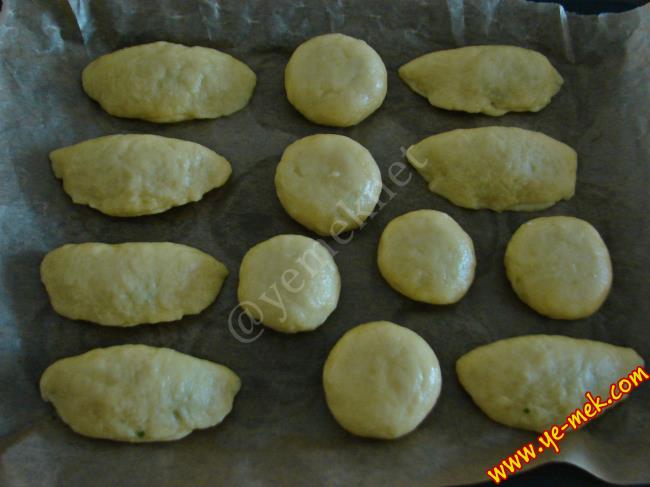 Peynirli Ev Poğaçası - Yapılışı (9/16) 